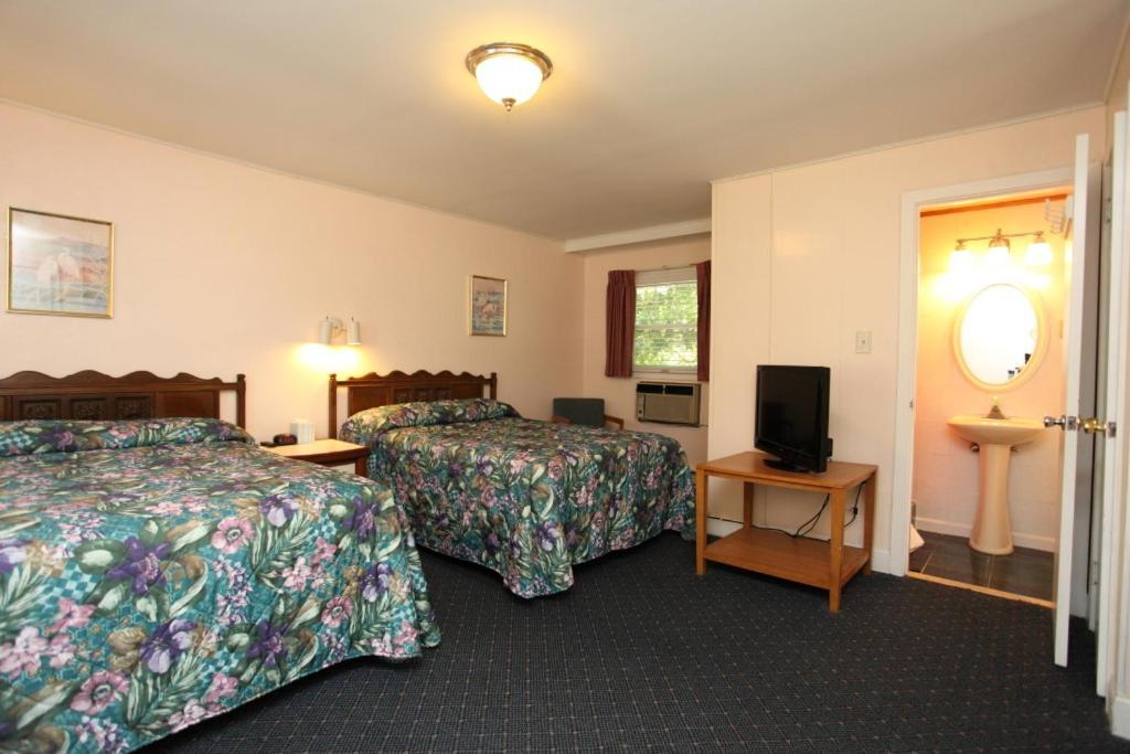 Hyland Motor Inn Кейп Мей Корт Хаус Екстериор снимка