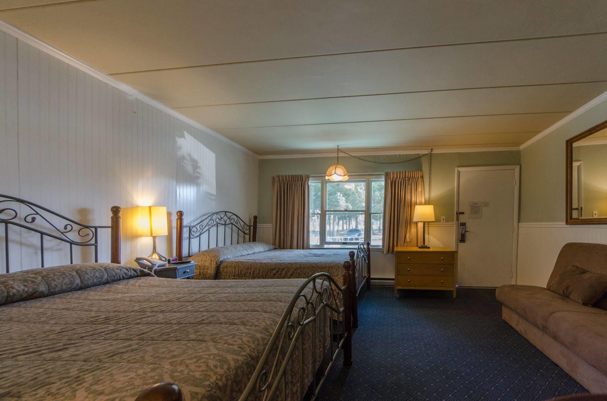 Hyland Motor Inn Кейп Мей Корт Хаус Екстериор снимка