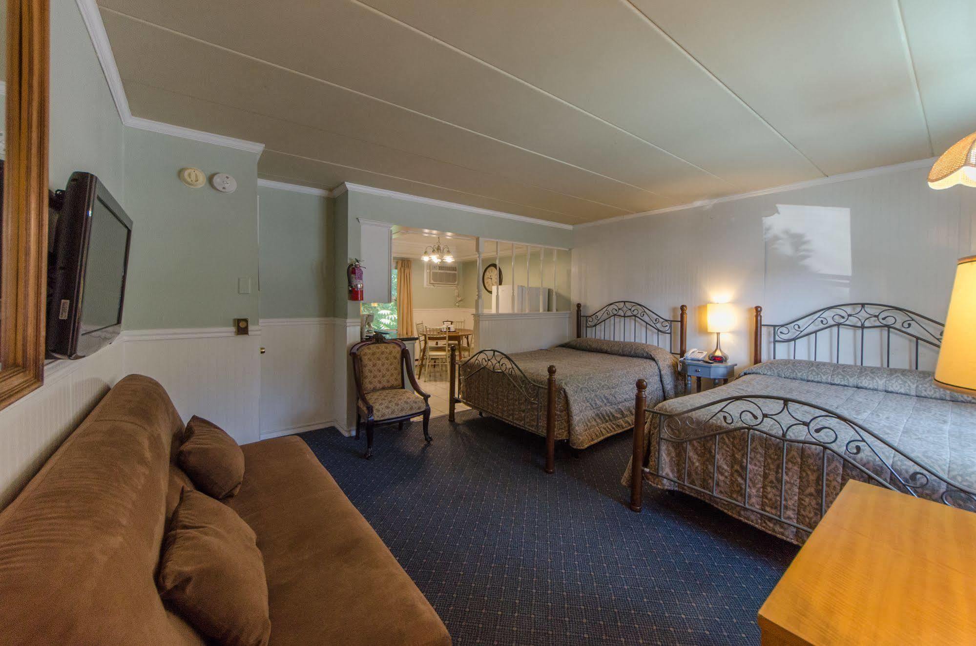Hyland Motor Inn Кейп Мей Корт Хаус Екстериор снимка